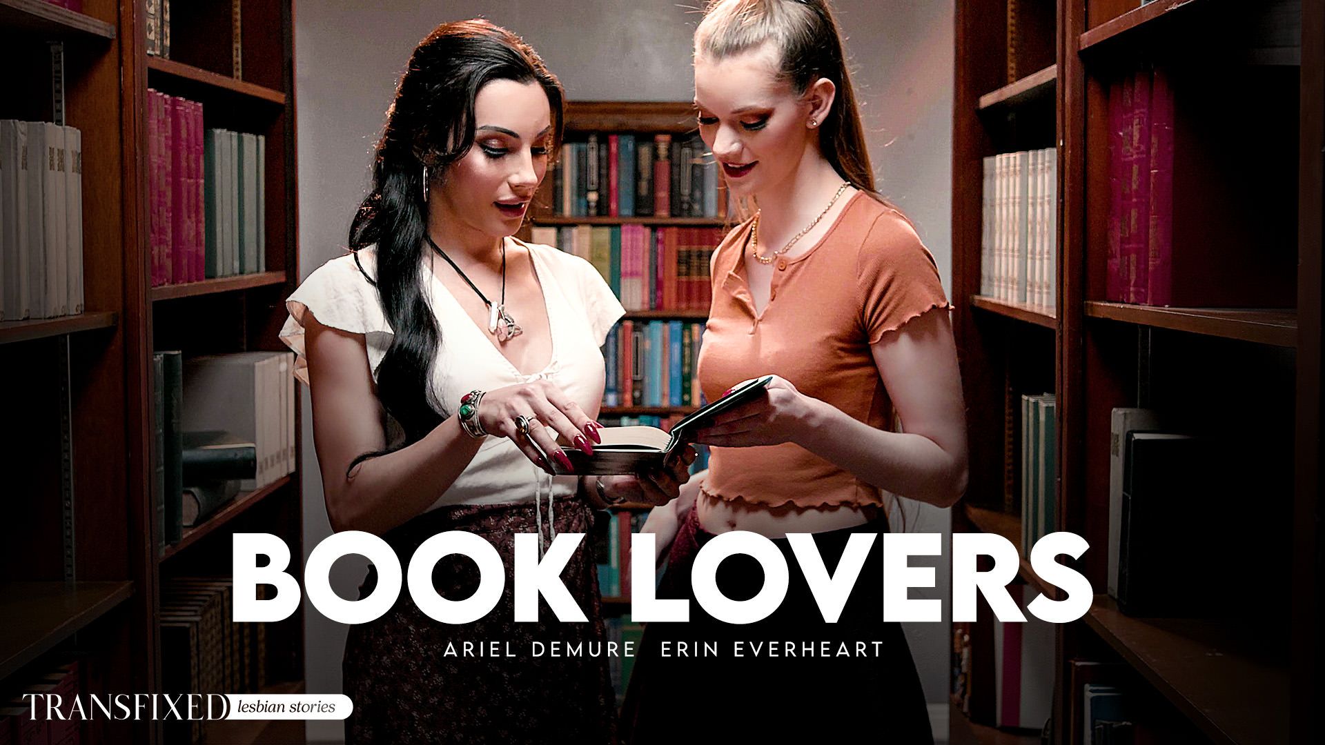 Amantes De Los Libros – Book Lovers – Transfixed