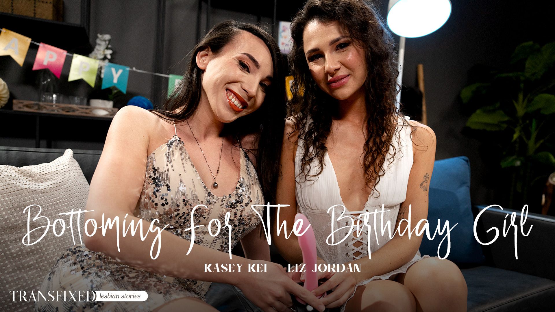 Tocando Fondo Para La CumpleañEra – Bottoming For The Birthday Girl – Transfixed